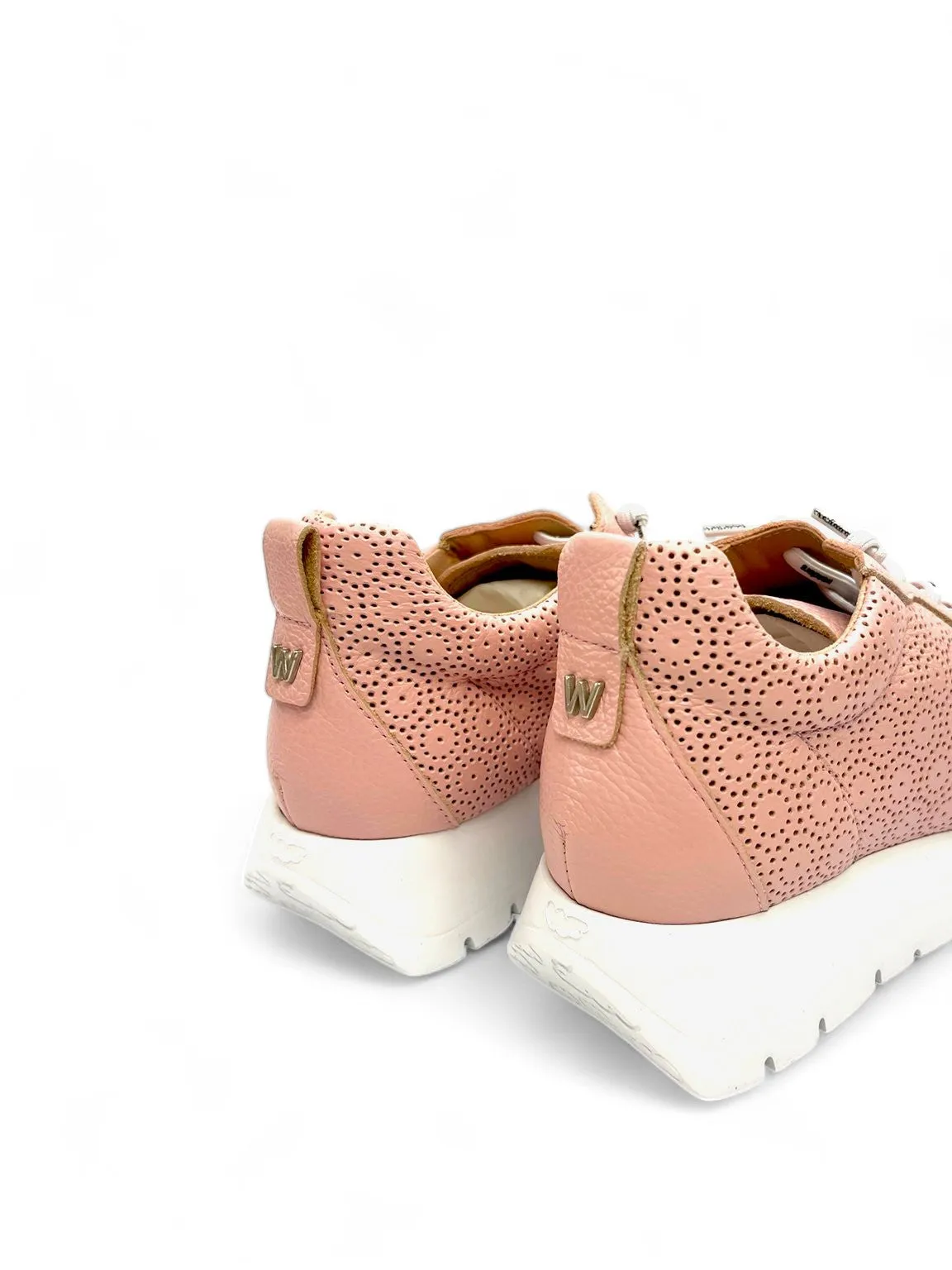 Heartfly Lexi Textured Leather Sneaker