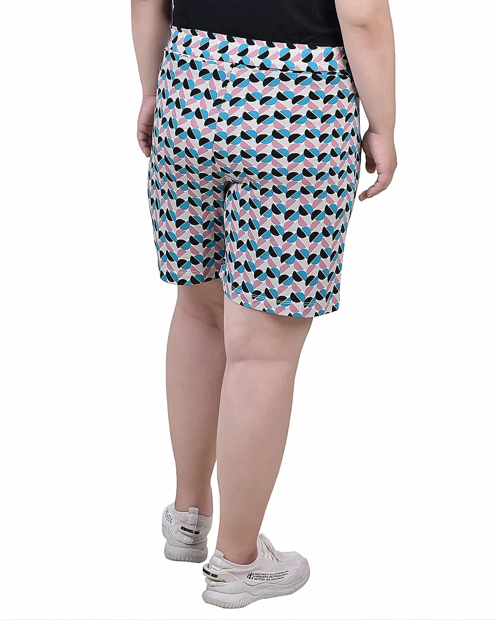 Plus Size Shorts With Ring And Belt